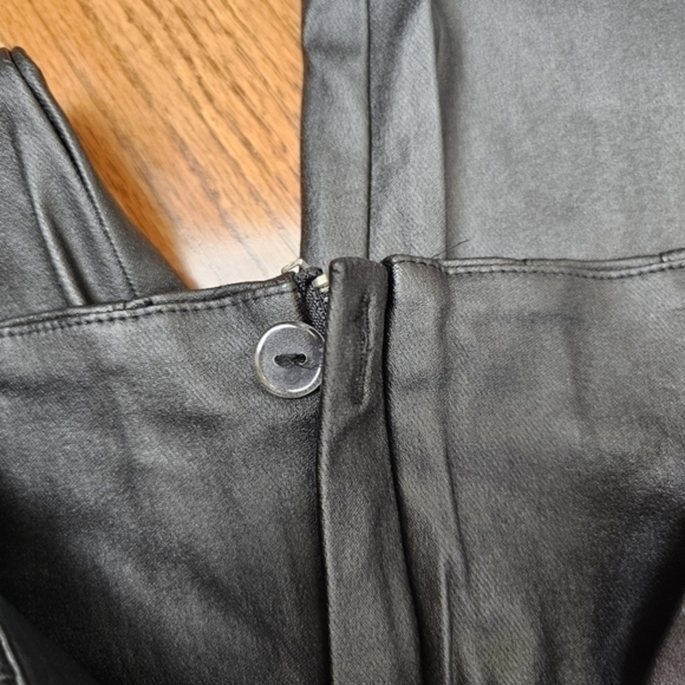 NWT Windsor M Black Faux Leather Corset Style Hugging Leggings Emo Grunge Sexy - Picture 10 of 11